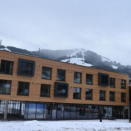Skiwelt-Lodge Бриксен-им-Тале Экстерьер фото