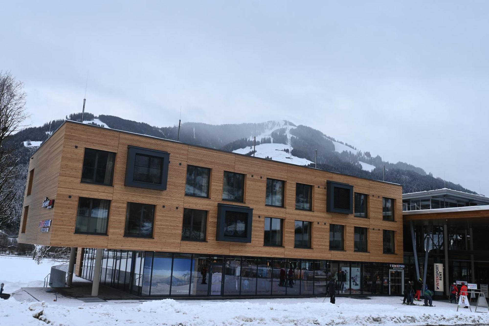 Skiwelt-Lodge Бриксен-им-Тале Экстерьер фото